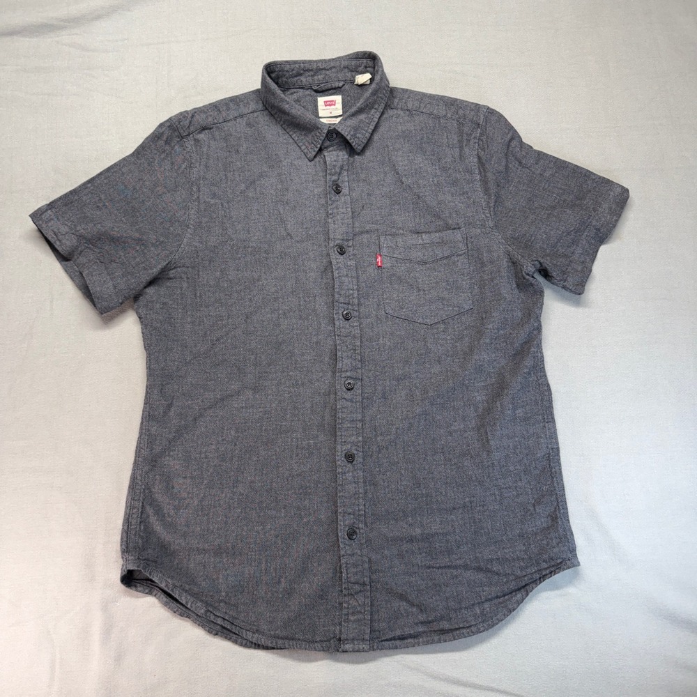 Levi's Short Sleeve Button Down Men's Size M Gray Cotton Standard Fit Shirt